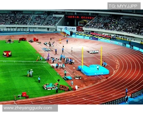 上海羽毛球队在钻石联赛中的灵活性表现与战术分析