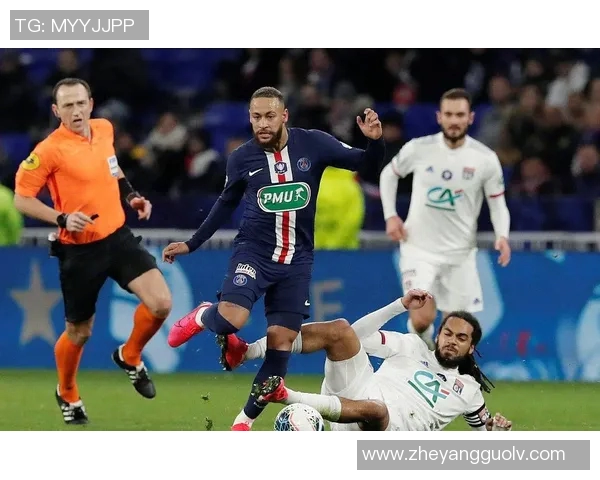 内马尔本赛季第五次受伤巴黎欧冠前景遭遇严峻挑战