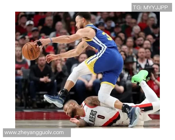 猛龙勇士激战正酣直播360全景呈现精彩瞬间与赛场热情