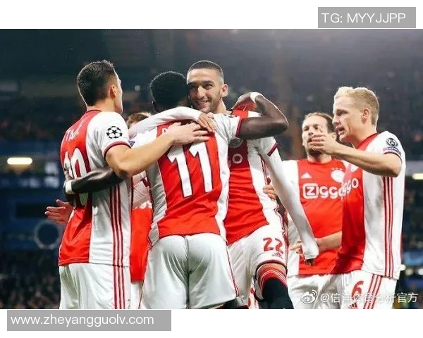 维迪斯与阿尔克马尔激战正酣谁能在这场对决中笑到最后